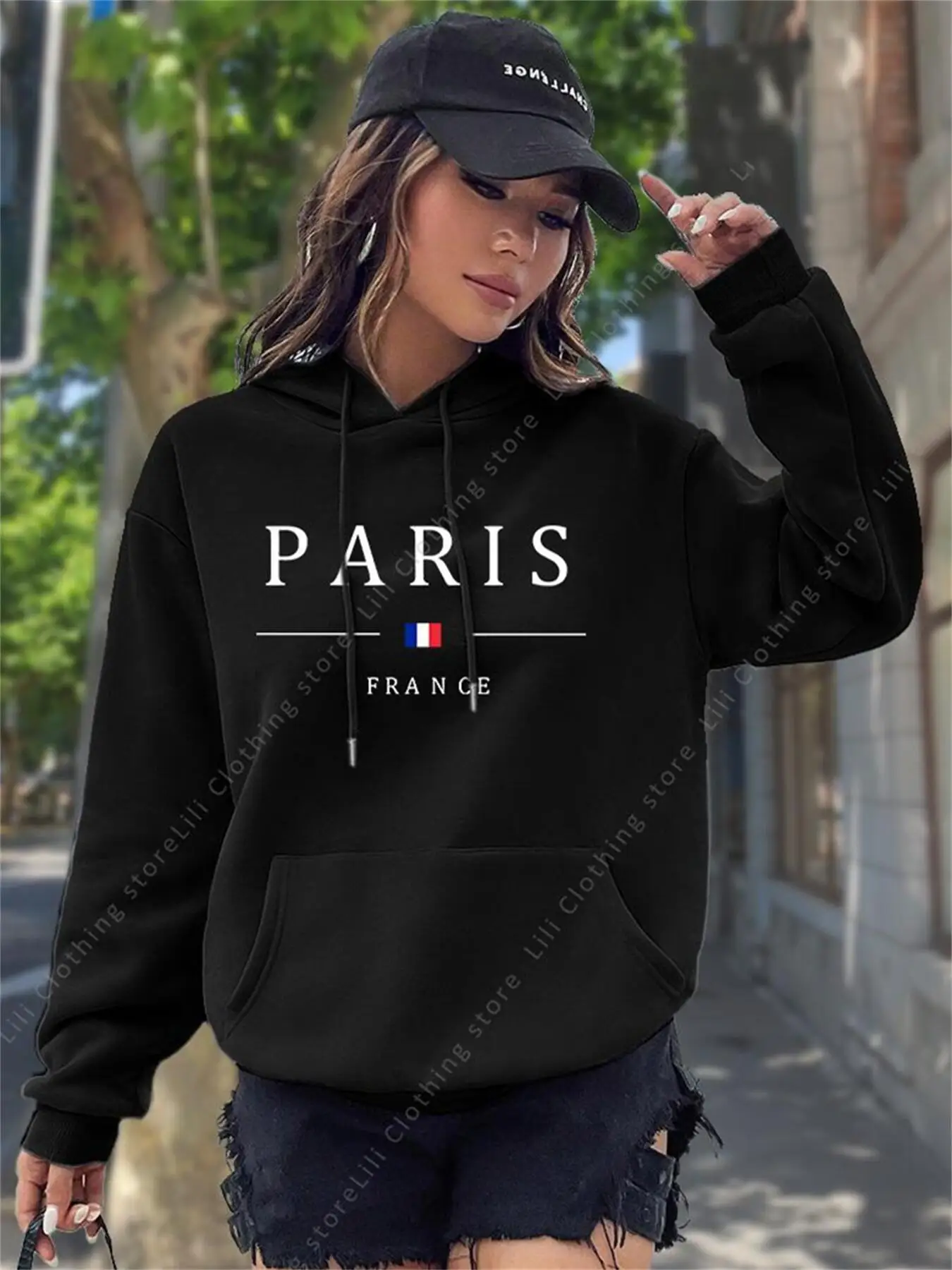 PARIS Graphic Letter Hoodies W - Winter Clothing Drawing ulasan dan harga